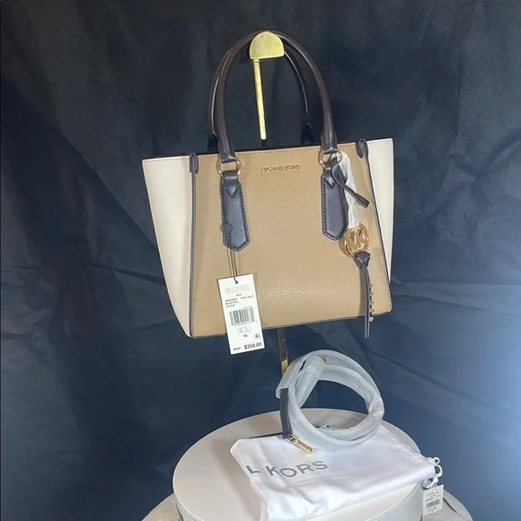 Michael Kors Tan and White Women's Bag - Picture 13 of 13